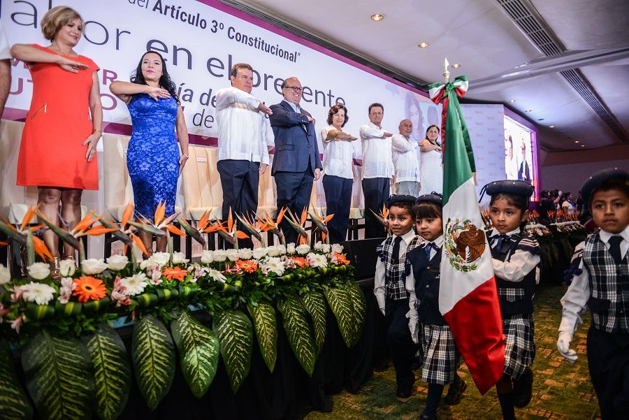 Juan Díaz de la Torre, presidente nacional del SNTE