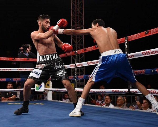 Adrián “Gatito” Curiel pasó sobre Armando Mejía de la Rosa, ambos de la vecina Ciudad de México