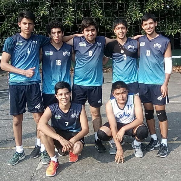 el profesor Alejandro González