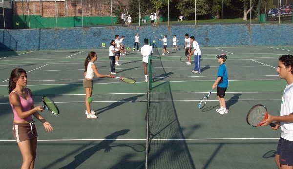 fueron 40 años de historia, de trabajo arduo, hay ciclos que cerrar y el club ya cumplió el suyo, vamos a pasar a nuevos proyectos en lo personal