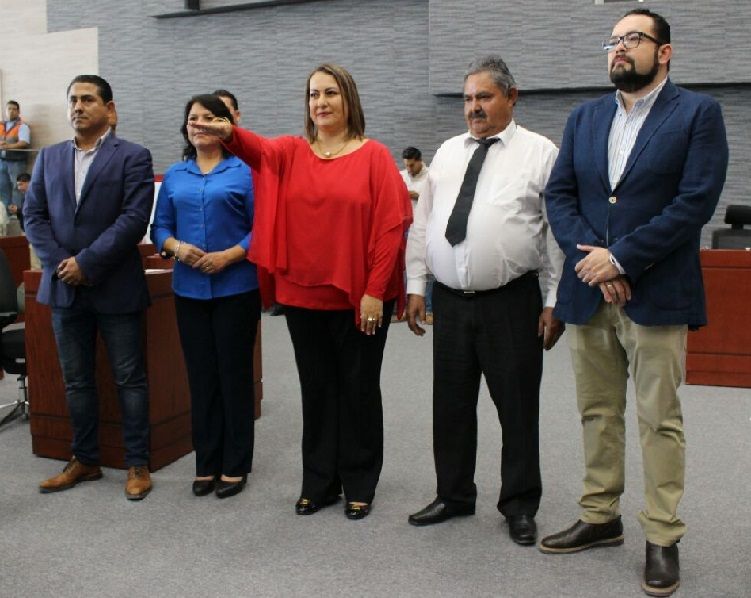 la diputada Norma Alicia Popoca Sotelo expresó a nombre del Grupo Parlamentario del Partido Acción Nacional su voto de confianza a la nueva Comisionada Ejecutiva