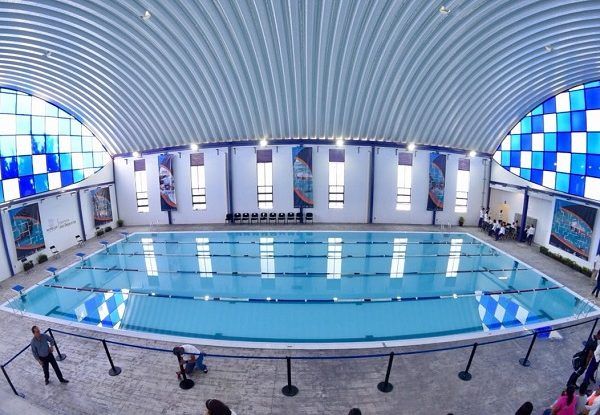 El gobernador Graco Ramírez y Manuel Portilla Diéguez, subdirector de Cultura Física de la Comisión Nacional del Deporte (CONADE), visitaron las nuevas instalaciones y presenciaron una exhibición de natación