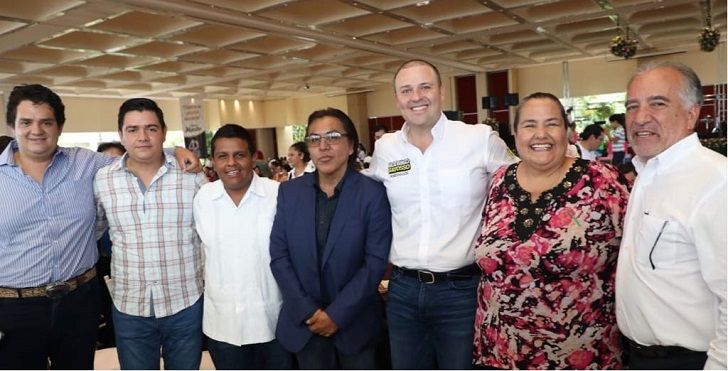Así lo dio a conocer durante un foro organizado por el Centro Universitario Anglo Mexicano (CUAM), en donde reconoció que los estudiantes sufren para conseguir un trabajo después de terminar sus carreras, por lo que es necesario dar apoyos a los emprendedores para iniciar con sus propias empresas