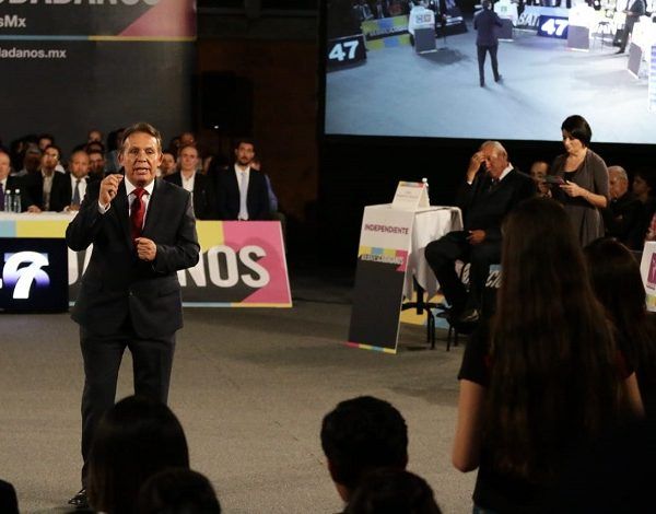 Jorge Meade participó en el evento denominado "Debates Ciudadanos", convocado por la Confederación Patronal de la República Mexicana (COPARMEX), en donde delineó su proyecto de Gobierno; rechazó las denostaciones y pidió a los asistentes y a los ciudadanos que vieron y escucharon la transmisión a evaluar a cada uno de los aspirantes a la gubernatura “por nuestros hechos y resultados”