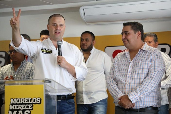 Junto con el hoy ex diputado del PRI se suman 17 liderazgos políticos y sociales al considerar que Rodrigo Gayosso es la garantía para transformar Morelos, por el trabajo que ha realizado en los últimos años en todo el territorio estatal, por lo que junto con su estructura realizará el mejor esfuerzo para conseguir el triunfo el próximo 1 de julio