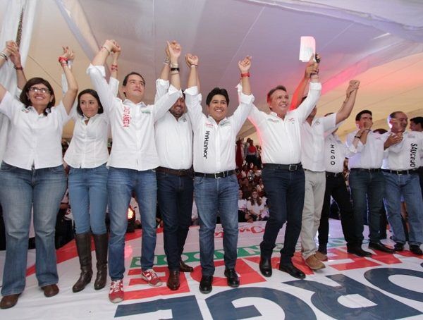 El priista advirtió que “está en juego los próximos seis años del estado y por más molestos que estemos no podemos dejar nuestro futuro en manos de la corrupción y la ineficiencia. Siempre podremos estar peor, incluso cuando toquemos fondo”