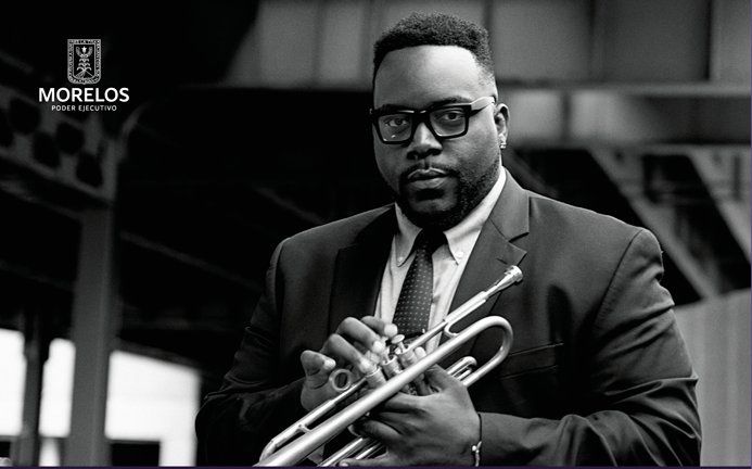 Mientras que el viernes 24, en la Sala Manuel M. Ponce del Centro Cultural Jardín Borda, se presentará “1968 Visto 50 años después a través de 15 libros”, una colección de Cascarón Editorial en relación a los hechos históricos del movimiento estudiantil universitario desarrollado en México a finales de la década de los años sesentas