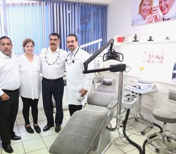 Por último, en compañía de la secretaria de Salud del gobierno estatal, Patricia Mora González, recorrió el Hospital Regional “Centenario de la Revolución Mexicana”, el cual cuenta con equipo de alta tecnología para dar una atención de primer nivel a la derechohabiencia