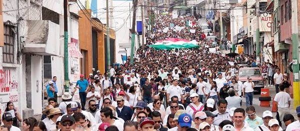 De manera urgente la Universidad Autónoma del Estado de Morelos requiere de 640 millones de pesos para el pago de salarios y prestaciones, incluido el aguinaldo; y mil 600 millones para resolver el déficit financiero que arrastra
