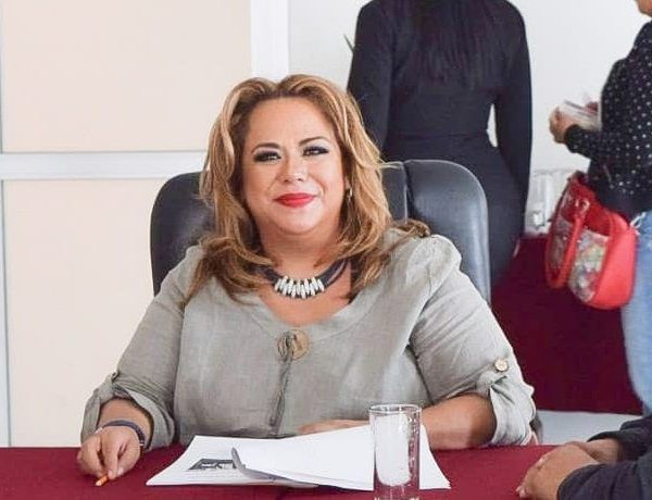 En sesión ordinaria, la LIV Legislatura del Congreso del Estado conoció el dictamen emanado de la JPyG por el que sus integrantes -los coordinadores de los grupos y fracciones parlamentarias- decidieron la improcedencia de petición, pese a que varios legisladores durante los últimos dos meses había anunciado el enjuciamiento al ex mandatario