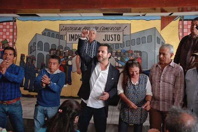 Durante una mesa de diálogo y concertación, “El Lobito” estableció diversas estrategias que se emprenderá para darle vida al mercado, como es mejorar su infraestructura y dar una mejor atención al público