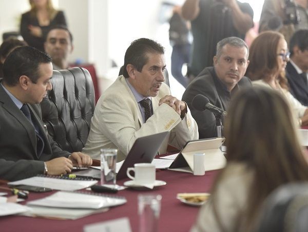 En la rehabilitación de las 36 unidades médicas se invirtieron alrededor de 12 millones de pesos del Programa de Inversión Pública Estatal; están ubicadas en 26 municipios, entre los que destacan Jojutla, Puente de Ixtla, Mazatepec, Tetecala, Yautepec, Tlayacapan, Zacatepec y Tetela del Volcán, donde el temblor causó mayores daños