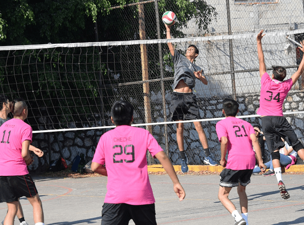 Los juegos que se llevaron a cabo en la Unidad Deportiva Fidel Velázquez Sánchez del IMSS, a donde puntuales llegaron cada una de las sextetas participantes para dar lo mejor de sí previo al receso que tomarán a partir de hoy y por ello buscaron cerrar fuerte las hostilidades de esta jornada