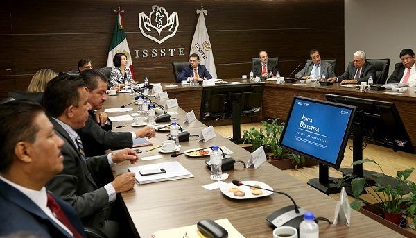 Durante la primer Sesión Extraordinaria de 2019 del Máximo Órgano de Gobierno del Instituto, el Director General del ISSSTE, Luis Antonio Ramírez Pineda, instruyó a realizar el trámite correspondiente, ya que con esas reservas se podrá reforzar y mejorar el otorgamiento de los 21 seguros, servicios y prestaciones