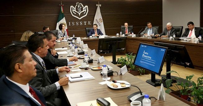 Durante la primer Sesión Extraordinaria de 2019 del Máximo Órgano de Gobierno del Instituto, el Director General del ISSSTE, Luis Antonio Ramírez Pineda, instruyó a realizar el trámite correspondiente, ya que con esas reservas se podrá reforzar y mejorar el otorgamiento de los 21 seguros, servicios y prestaciones