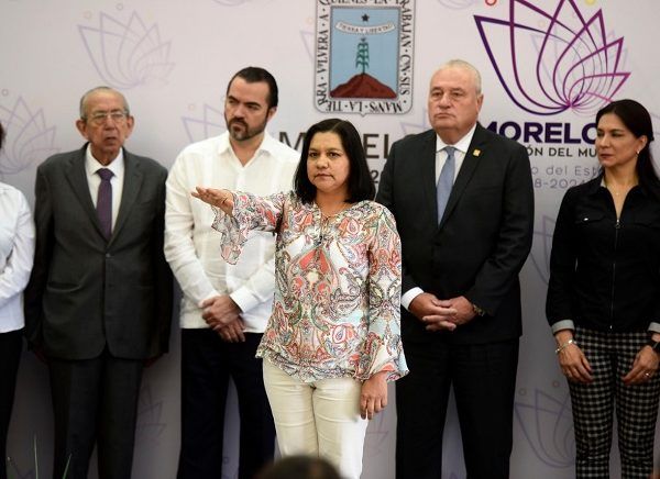 Margarita María Galeana Torres fue directora general de Ganadería y Acuacultura en la administración del gobernador Graco Ramírez y gerente del Agroparque Morelos y provienen de una familia de acuaproductores, industria que ha colocado al estado como el principal productor de peces de ornato en el país