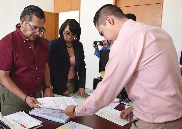Samuel Sotelo indicó la petición documenta la omisión de ministración de recursos hacia dos organismos autónomos estatales, tales como la Fiscalía General del Estado y el Instituto Morelense de Procesos Electorales y Participación Ciudadana (Impepac), en el ejercicio fiscal 2018, por alrededor de 120 millones de pesos