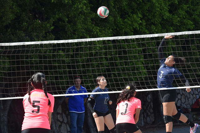 En las canchas de la Unidad Deportiva Atlihuayan, de Yautepec, el Tecnológico de Monterrey (ITESM), Campus Cuernavaca, y de la Unidad Deportiva Cuernavaca (UDC), del IMSS Plan de Ayala se disputaron más de 30 encuentros correspondientes a la jornada cuatro