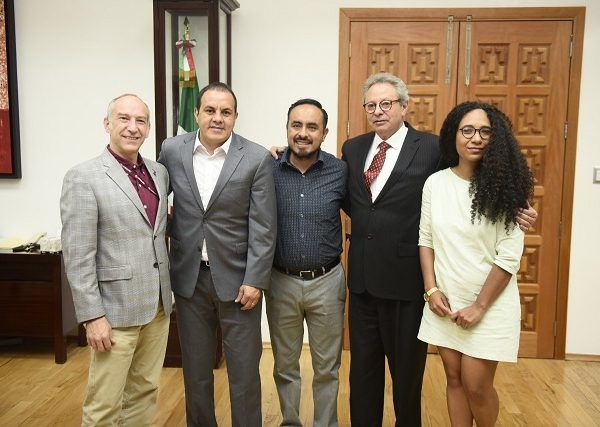 El mandatario sostuvo una reunión con el comisionado Nacional contra las Adicciones, Gady Zabicky Sirot, donde se establecieron las bases para ejecutar en Morelos la Estrategia Nacional de Prevención de Adicciones “Juntos por la paz", la cual busca restablecer la cohesión social, así como fomentar la cultura y el deporte en las comunidades