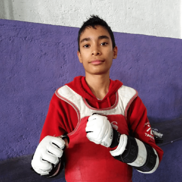 Es por ello que Emilio Peralta no baja la guardia en su día a día en las intensas sesiones de entrenamientos en la Unidad Deportiva Revolución, donde la disciplina y la entrega en sus diferentes sesiones lo han llevado a ser considerado una de las promesas en este deporte