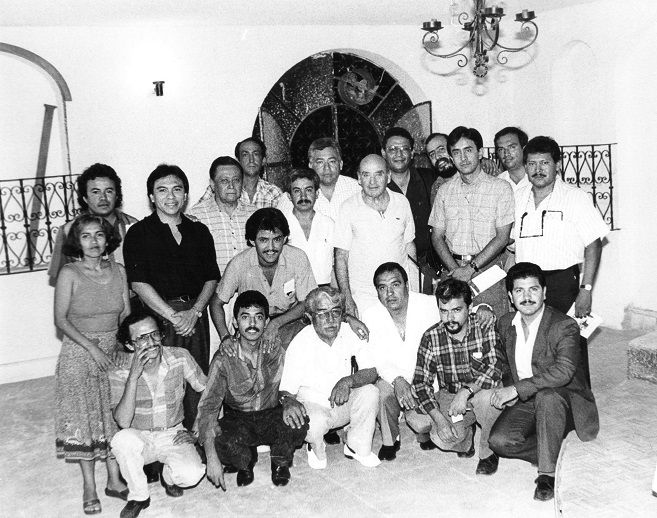 Durante mi estancia en Relaciones Públicas Prensa y Difusión del gobierno morelense, cada mañana después de checar tarjeta, si no teníamos que estar a temprana hora afuera del hogar del ex gobernador Rivera Crespo (1970-1976), la actividad era subir -"como Pedro por su casa"- a checar agenda en el despacho del capitán Miguel Ángel Galindo (+), secretario particular de aquel ex mandatario