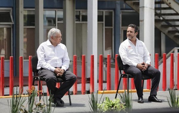 El presidente visitó las instalaciones del Hospital “Carlos Calero Elorduy” del Instituto de Seguridad y Servicios Sociales para los Trabajadores al Servicio del Estado (ISSSTE), lugar donde anunció la reconstrucción del nosocomio y así fortalecer la capacidad hospitalaria instalada para salir adelante del reto que representa el coronavirus para la salud de los mexicanos
