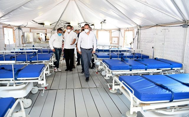 Dicho espacio, el cual cuenta con todo lo necesario para brindar atención de calidad, recibirá a pacientes que requieran hospitalización corta por otro tipo de padecimientos, dejando libres las instalaciones del nosocomio para los casos COVID-19 que requieran cuidados intensivos