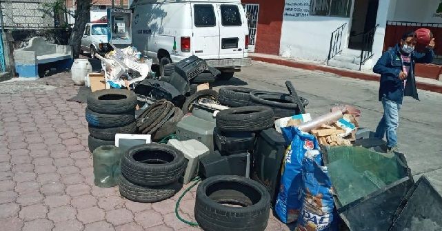 El alcalde Rafael Reyes Reyes informó que, en colaboración con la Jurisdicción Sanitaria I, la Dirección de Salud Municipal recolectará los potenciales criaderos de moscos en las colonias y pueblos en donde se presentó la mayor incidencia de casos de dengue, zika y chikungunya en 2019