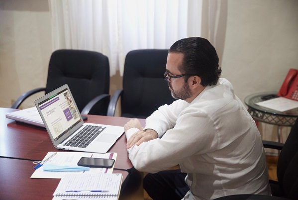 En presencia de la titular del IMM, Flor Dessiré León Hernández, así como de Adriana de la Cruz Morales, directora de Enlace Legislativo y Partidos Políticos de la Secretaría de Gobierno, Pablo Ojeda señaló que los trabajos hacia las mujeres no se han detenido en la pandemia, por el contrario, se definen políticas públicas para prevenir, atender y castigar la violencia contra las mujeres, niñas y adolescentes