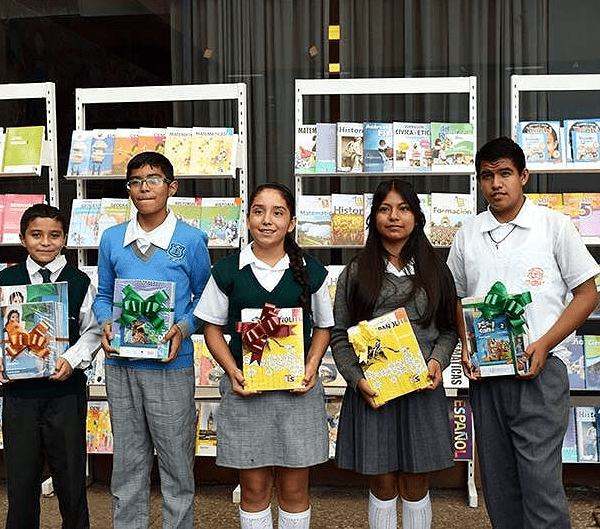 Libros de Texto son gratuitos, no pague por ellos: IEBEM