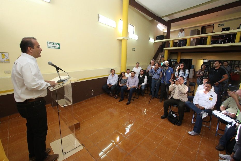 Renuncias ni impactan ni fracturan al PRD