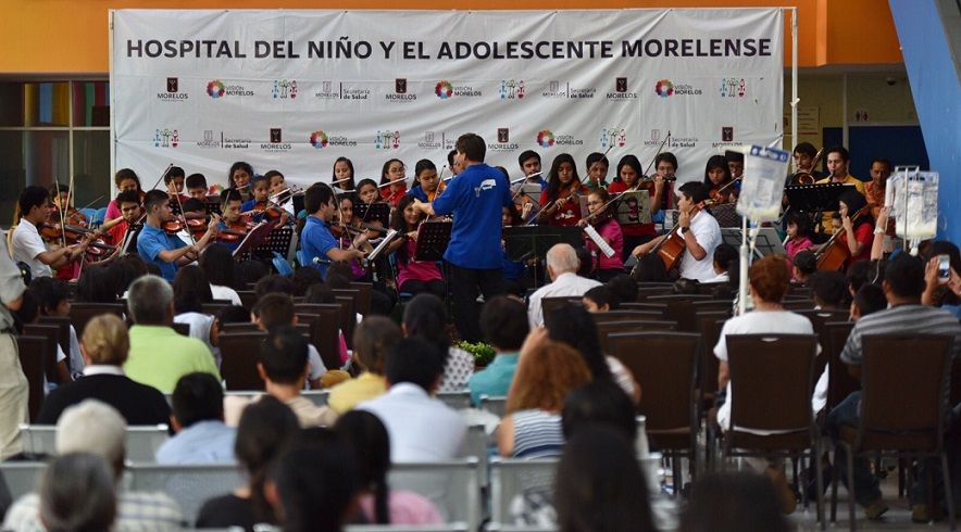 secretaria de Salud, Patricia Mora González