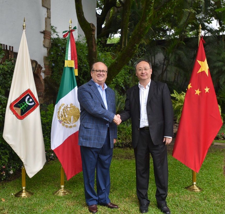 presidenta del Sistema para el Desarrollo Integral de la Familia DIF, Elena Cepeda