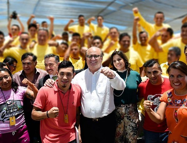 José “Pipino” Cuevas; Isaac Bustos Hernández, “El Tortas”; Juan “Churritos” Hernández; Eduardo “El Rocky” Hernández; Irma “La Torbellino” García; Jessica González y Judith “La Peligrosa” Rodríguez