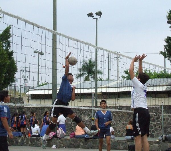 En la categoría preparatoria femenil Revo “A” ya obtuvo su primer triunfo y en esta jornada encarará a Tigres “B”