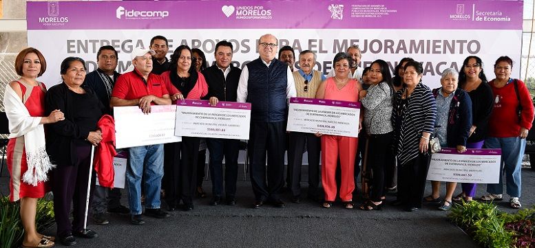 el secretario de Economía, Juan Carlos Salgado Ponce