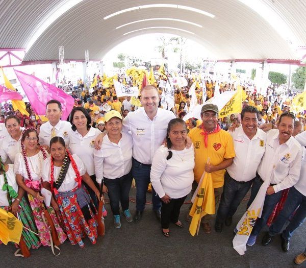 hizo un llamado a los militantes a la unidad con el fin de trabajar juntos al servicio de la ciudadanía