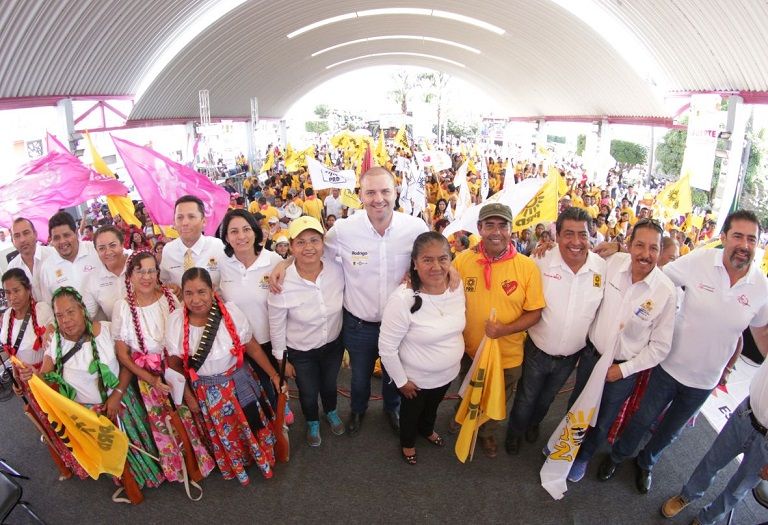 hizo un llamado a los militantes a la unidad con el fin de trabajar juntos al servicio de la ciudadanía