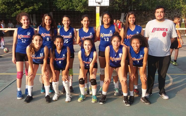 que dirige atinadamente el profesor Alejandro González