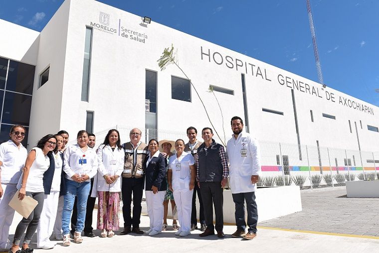 acudieron al hospital general de Cuernavaca "Dr. José G. Parres", donde conocieron el avance de los trabajos que se realizan para su rehabilitación tras el sismo del pasado 19 de septiembre; se prevé que sea en un mes cuando quede habilitado al cien por ciento