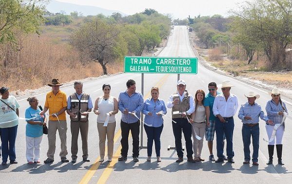 se llevó a cabo con recursos propios y gracias al apoyo de los diputados Hortencia Figueroa Peralta y Julio Espín Navarrete, que impulsaron el acuerdo para llevarla a cabo, junto con otras obras carreteras
