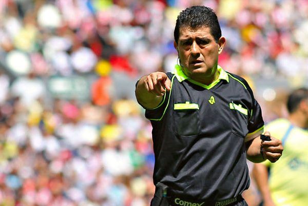 Llega esta oportunidad de poder impartir algo de lo que a uno le gusta, y que más que el arbitraje que ha sido mi vida, por lo que me da mucho gusto dar algo de lo mucho que me ha dado el arbitraje