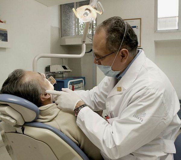 Encargada de la Coordinación de Enseñanza e Investigación de esta clínica, Sandra Vargas