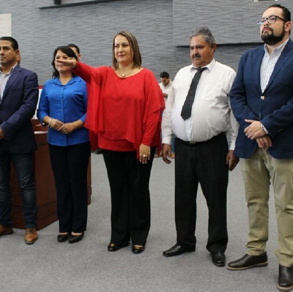 la diputada Norma Alicia Popoca Sotelo expresó a nombre del Grupo Parlamentario del Partido Acción Nacional su voto de confianza a la nueva Comisionada Ejecutiva