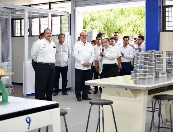 El Instituto Tecnológico de Zacatepec (ITZ) se coloca a la vanguardia nacional con su el nuevo Laboratorio de Ingeniería Civil, mismo que contará con equipo de punta, que sólo tiene en el país la Universidad Nacional Autónoma de México (UNAM)