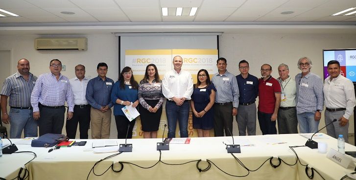 Además del candidato a gobernador por la coalición PRD-PSD, entre los asistentes estuvieron Adriana Reynoso de la UTSEM, Eduardo Pineda del Colegio de Bachilleres, Blas Eduardo Ruiz del IEBEM, Nadia Valderrama de la Upemor, Ángel Estrada del INEA