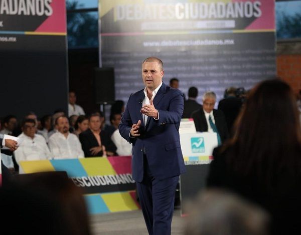 Afirmó que Morelos merece un gobierno eficiente e inteligente, con pleno compromiso con la transparencia, por ello se comprometió a implementar: Contraloría ciudadana; herramientas tecnológicas y participación de la sociedad en comités de licitaciones y adquisiciones