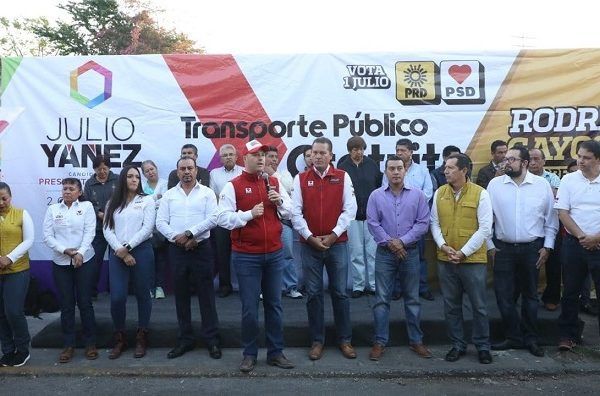 Así lo dio a conocer durante el arranque de la propuesta de campaña “Transporte Público Gratuito”, que impulsa el candidato a la presidencia de Cuernavaca, Julio Yánez Moreno