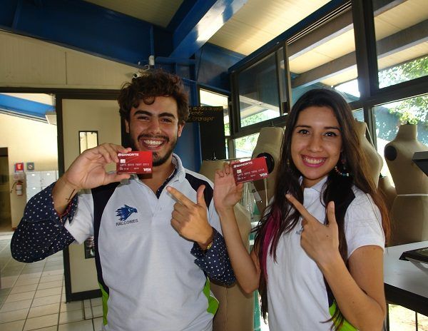 Más de 29 millones serán depositados en beneficio de 56 mil 644 estudiantes de tercero de secundaria y universidad