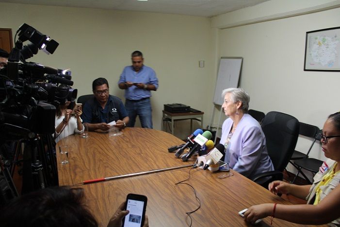 Para ello se programa que para el día de hoy, miércoles, se tengan que instalar mesas para el recuento de los votos frente a los representantes de todos los partidos políticos, coaliciones y candidaturas independientes, en caso de existir en esos municipios, de conformidad con lo establecido en el Código de Instituciones y Procedimientos Electorales para el Estado de Morelos